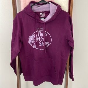 NWT Bass Pro Shop Sweatshirt